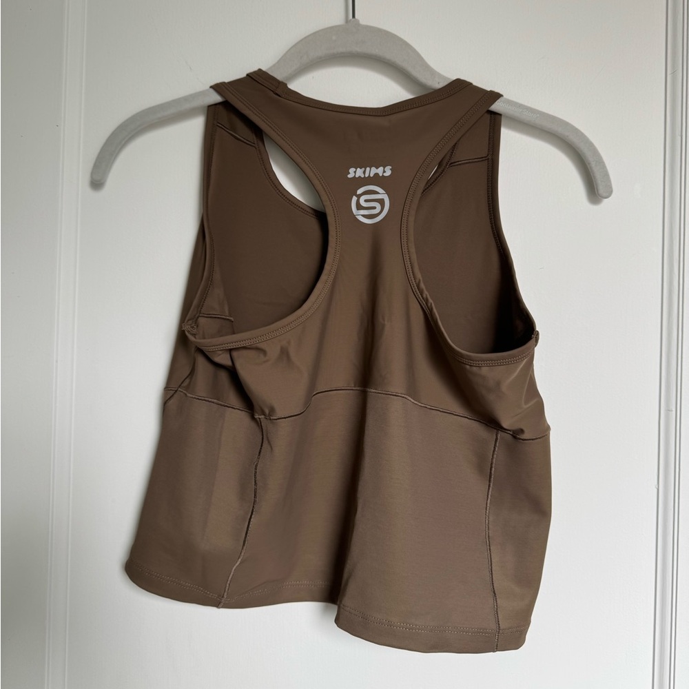 SKIMS Taupe Ribbed Racerback Crop - Picture 6 of 10